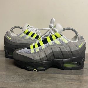 COPY - Air max 95 neon size 7 condition Mens